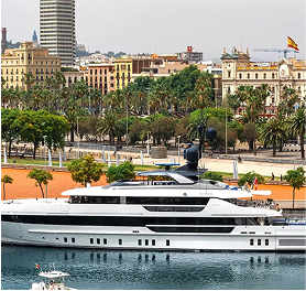 yacht